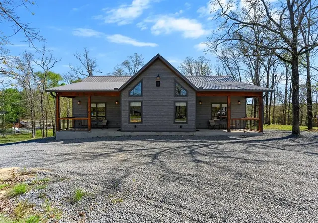Photo 3 of Sale Pending at 772 Hickory Post Rd, Broken Bow, OK 74728 | MLS# 1210269 | Listing updated on 2026-09-24