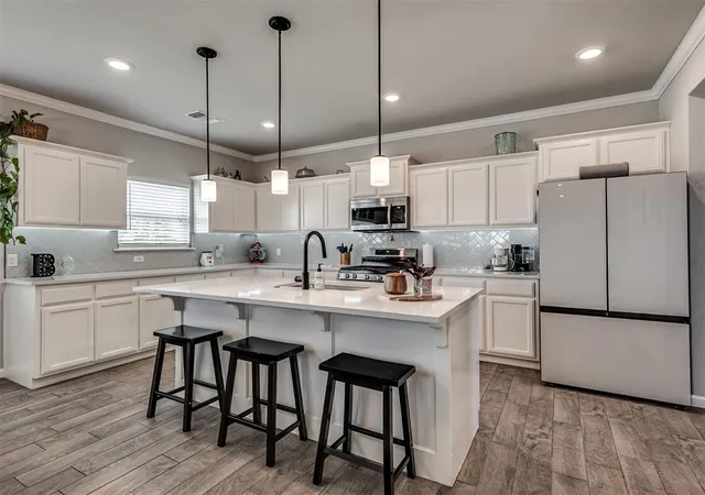 Photo 3 of Single family home for sale at 1920 Bellatona Blvd, Norman, OK 73071 | MLS# 1210672 | Listing updated on 2026-09-11