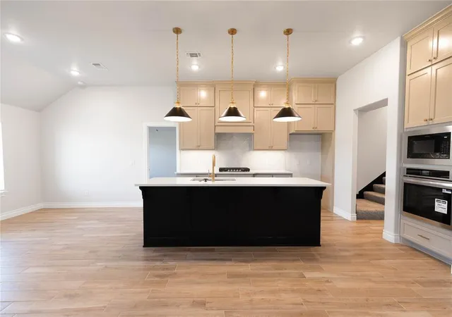 Photo 4 of Single family home for sale at 12505 SW 31st Street, Yukon, OK 73099 | MLS# 1213552 | Listing updated on 2026-09-14