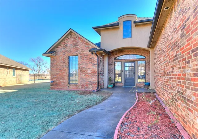 Photo 2 of Single family home for sale at 16400 Winding Park Dr, Edmond, OK 73013 | MLS# 1214013 | Listing updated on 2026-10-11