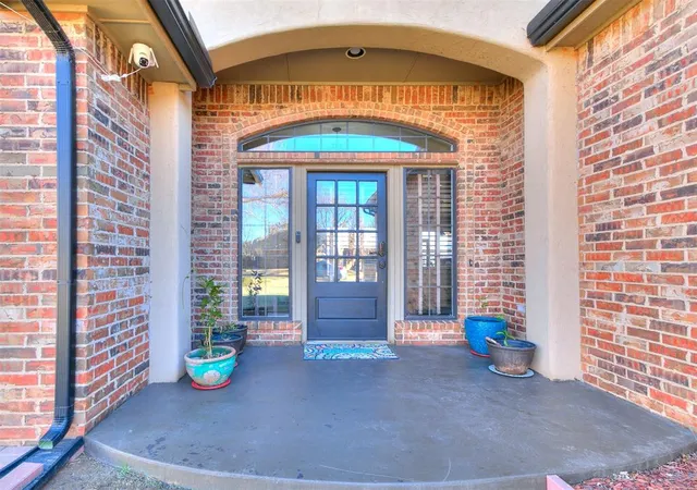 Photo 3 of Single family home for sale at 16400 Winding Park Dr, Edmond, OK 73013 | MLS# 1214013 | Listing updated on 2026-10-11