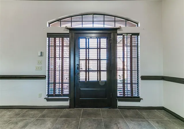 Photo 3 of Single family home for sale at 16400 Winding Park Dr, Edmond, OK 73013 | MLS# 1214013 | Listing updated on 2026-10-11