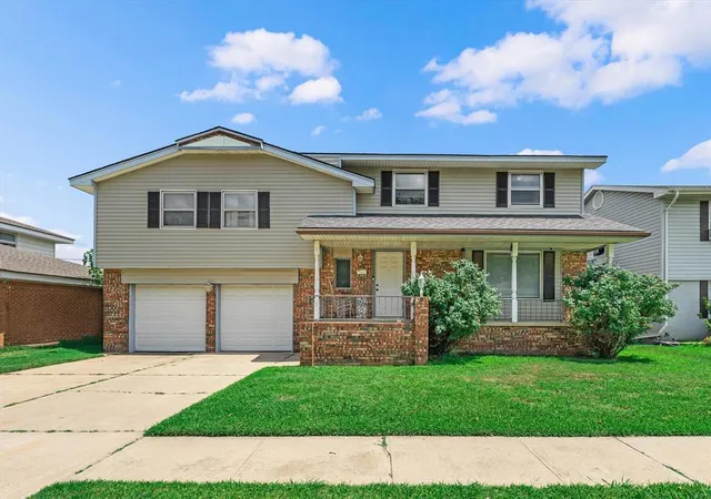 Photo 2 of Single family home for sale at 2232 Laneway Dr, Oklahoma City, OK 73159 | MLS# 1214119 | Listing updated on 2026-09-15