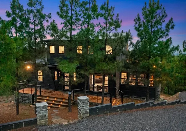 Photo 4 of Sale Pending at 157 Woodland Blf Trl, Broken Bow, OK 74728 | MLS# 1217480 | Listing updated on 2026-09-14