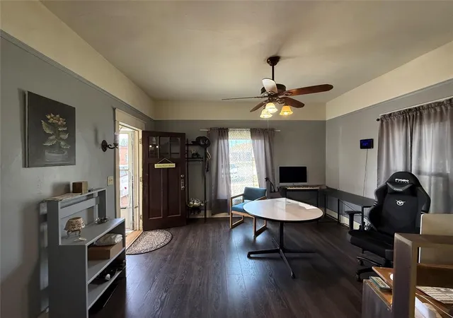 Photo 3 of Single family home for sale at 304 N 4th Street, Sayre, OK 73662 | MLS# 1217750 | Listing updated on 2026-09-10