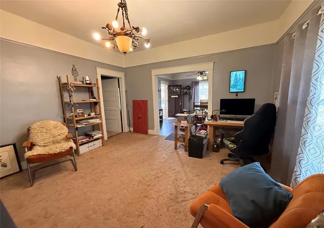 Photo 3 of Single family home for sale at 304 N 4th Street, Sayre, OK 73662 | MLS# 1217750 | Listing updated on 2026-09-10