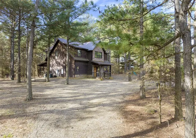 Photo 1 of Single family home for sale at 318 Camp Ranch Rd, Broken Bow, OK 74728 | MLS# 1218650 | Listing updated on 2026-09-10