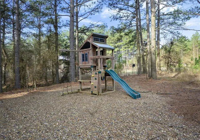 Photo 3 of Single family home for sale at 318 Camp Ranch Rd, Broken Bow, OK 74728 | MLS# 1218650 | Listing updated on 2026-09-10