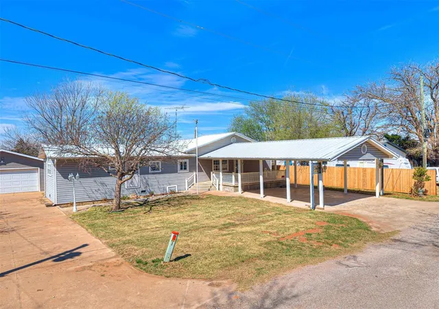 Photo 1 of Sale Pending at 218 Meadowlark Ln, Fort Cobb, OK 73038 | MLS# 1220382 | Listing updated on 2026-09-15