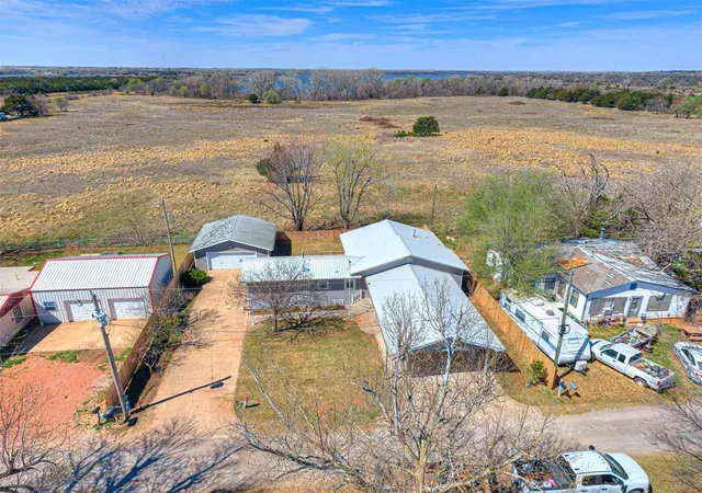 Photo 2 of Sale Pending at 218 Meadowlark Ln, Fort Cobb, OK 73038 | MLS# 1220382 | Listing updated on 2026-09-15