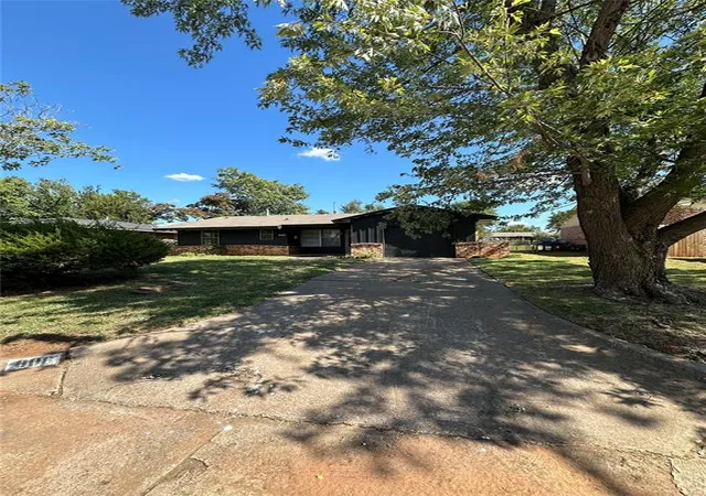 Photo 1 of Single family home for sale at 808 Hedge Dr, Oklahoma City, OK 73110 | MLS# 1220786 | Listing updated on 2026-10-02