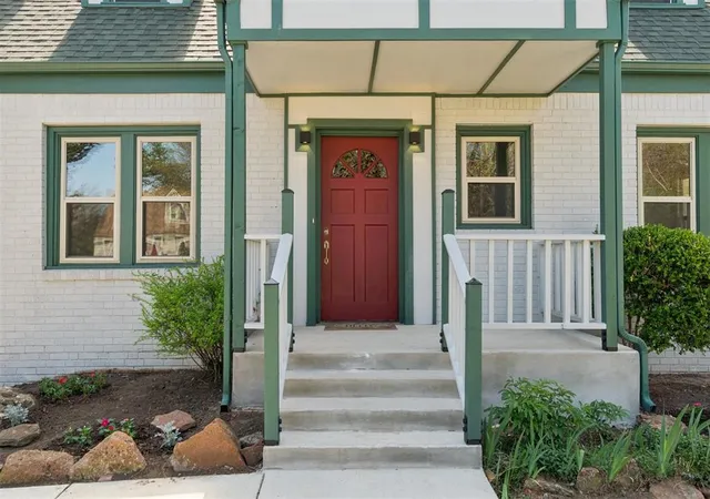 Photo 3 of Single family home for sale at 510 W Eufaula St, Norman, OK 73069 | MLS# 1221255 | Listing updated on 2026-09-16