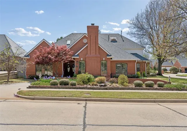 Photo 1 of Single family home for sale at 4412 Brookfield Dr, Norman, OK 73072 | MLS# 1221772 | Listing updated on 2026-09-11