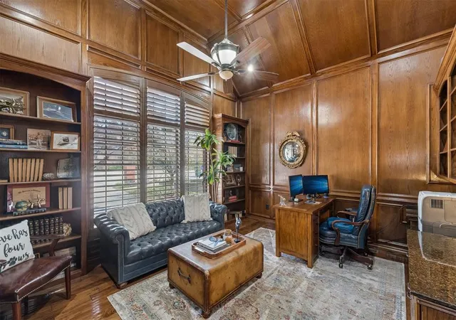 Photo 4 of Single family home for sale at 4412 Brookfield Dr, Norman, OK 73072 | MLS# 1221772 | Listing updated on 2026-09-11