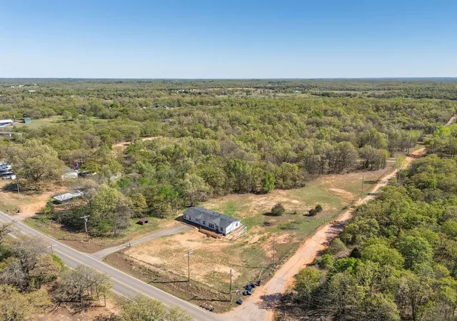 Photo 3 of Sale Pending at 21620 Se 149th Street, Newalla, OK 74857 | MLS# 1222609 | Listing updated on 2026-09-11