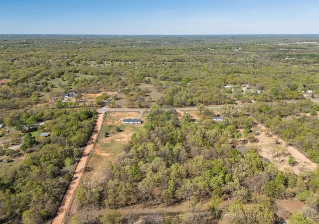 Photo 3 of Sale Pending at 21620 SE 149th Street, Newalla, OK 74857 | MLS# 1222609 | Listing updated on 2026-09-11