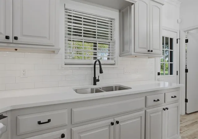 Photo 4 of Single family home for sale at 8609 S Rockwell Ave, Oklahoma City, OK 73169 | MLS# 1222928 | Listing updated on 2026-09-15