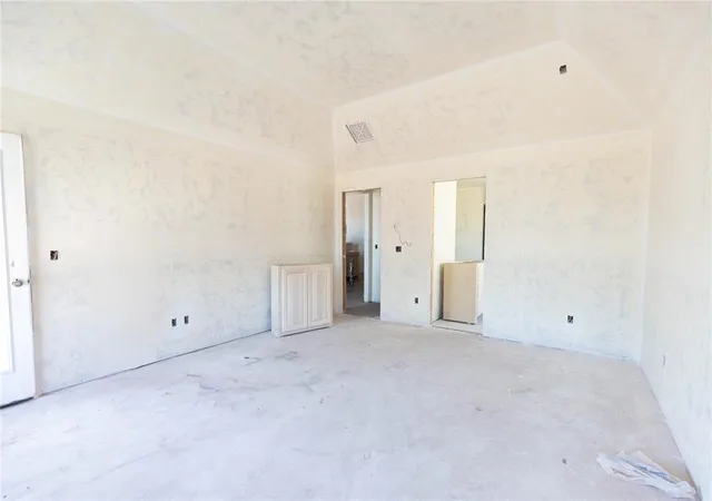 Photo 4 of Single family home for sale at 11101 NW 90th Street, Yukon, OK 73099 | MLS# 1222948 | Listing updated on 2026-09-11