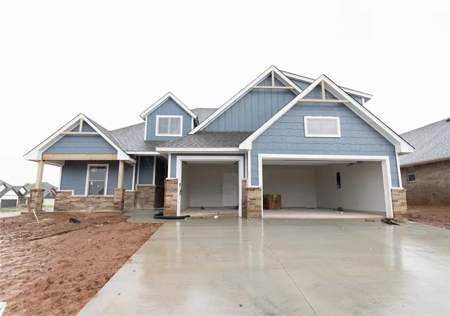 Photo 2 of Single family home for sale at 9204 Nw 86th Terrace, Yukon, OK 73099 | MLS# 1224826 | Listing updated on 2026-09-14