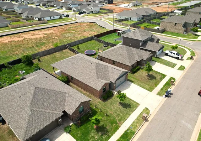 Photo 3 of Sale Pending at 2025 Scarlet Cir, El Reno, OK 73036 | MLS# 1224899 | Listing updated on 2026-09-14