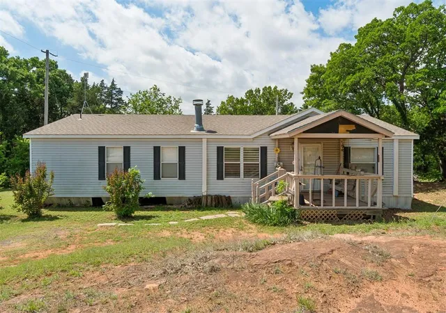 Photo 2 of Single family home for sale at 5500 Roadrunner Ridge, Guthrie, OK 73044 | MLS# 1225400 | Listing updated on 2026-09-24