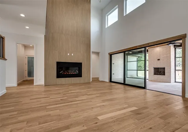 Photo 4 of Single family home for sale at 361 Old Crk Rd, Edmond, OK 73034 | MLS# 1225512 | Listing updated on 2026-09-16