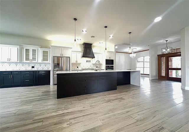 Photo 3 of Single family home for sale at 16700 Brewster Ln, Edmond, OK 73012 | MLS# 1226527 | Listing updated on 2026-09-15