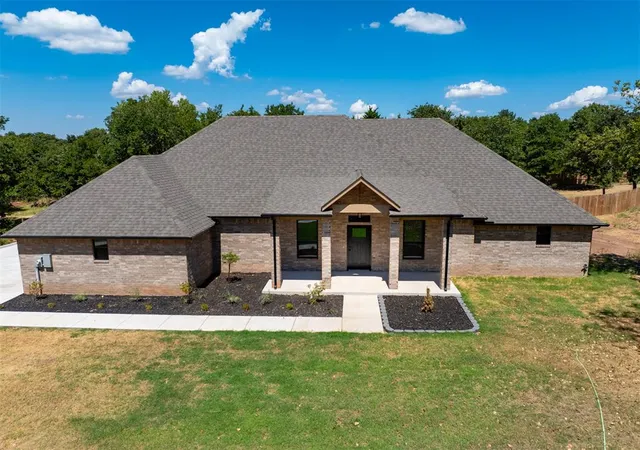 Photo 1 of Single family home for sale at 2299 Pecan Ridge, Jones, OK 73049 | MLS# 1227060 | Listing updated on 2026-09-15