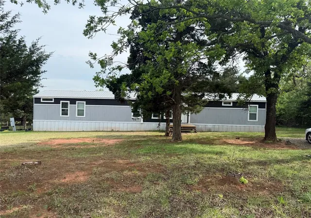Photo 2 of Sale Pending at 332331 E May Rd, Wellston, OK 74881 | MLS# 1228076 | Listing updated on 2026-09-10
