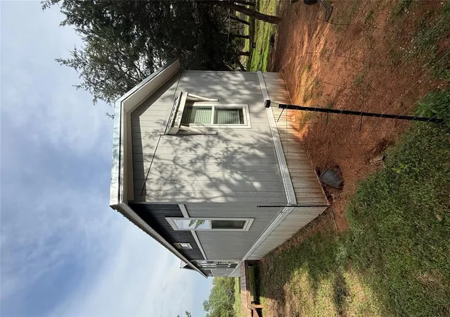 Photo 3 of Sale Pending at 332331 E May Rd, Wellston, OK 74881 | MLS# 1228076 | Listing updated on 2026-09-10