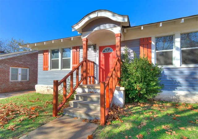 Photo 1 of Single family home for sale at 821 Nw 35th Street, Oklahoma City, OK 73118 | MLS# 1229247 | Listing updated on 2026-10-07