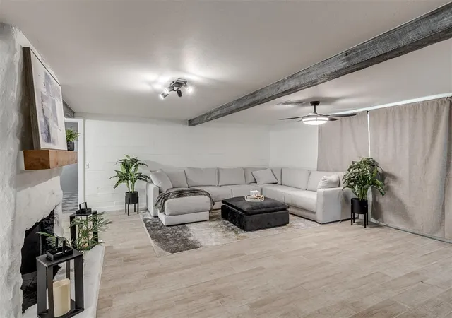 Photo 4 of Single family home for sale at 821 SE Grand Blvd, Oklahoma City, OK 73129 | MLS# 1229768 | Listing updated on 2026-09-09
