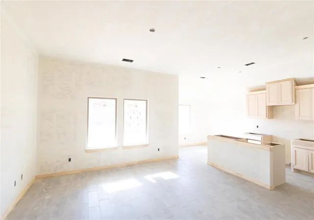 Photo 3 of Single family home for sale at 805 Westfall Blvd, Choctaw, OK 73020 | MLS# 1230070 | Listing updated on 2026-09-11