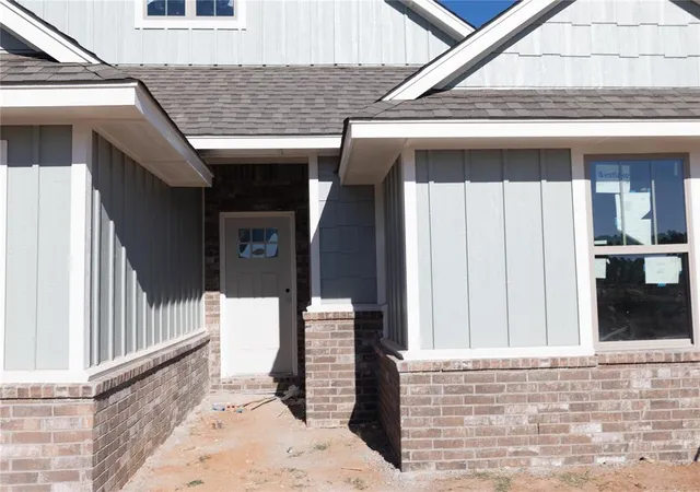 Photo 1 of Single family home for sale at 804 Nimblewill Ln, Choctaw, OK 73020 | MLS# 1230228 | Listing updated on 2026-09-11