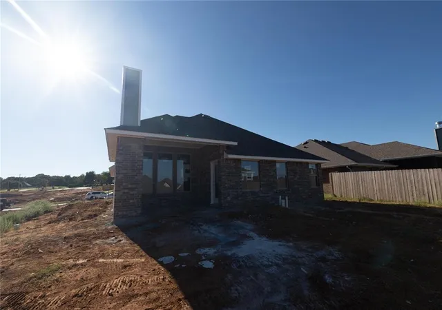 Photo 2 of Single family home for sale at 804 Nimblewill Ln, Choctaw, OK 73020 | MLS# 1230228 | Listing updated on 2026-09-11