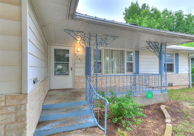 Photo 2 of Single family home for sale at 2545 Texoma Dr, Oklahoma City, OK 73119 | MLS# 1230377 | Listing updated on 2026-09-15