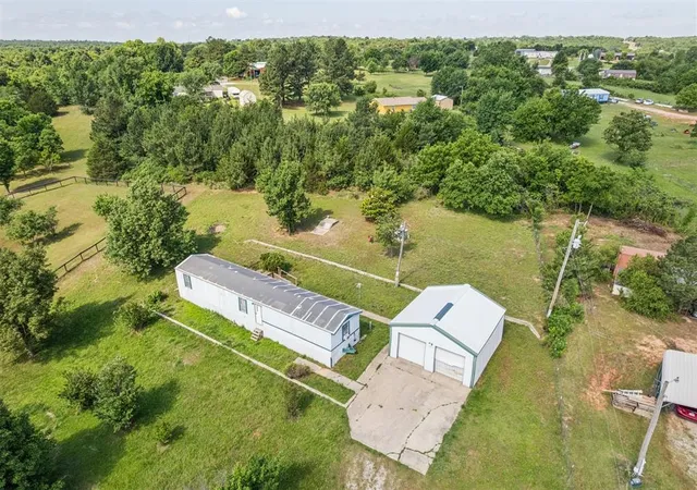Photo 2 of Single family home for sale at 17201 Rolling Meadows, Newalla, OK 74857 | MLS# 1230843 | Listing updated on 2026-09-10