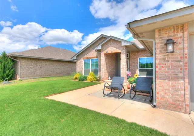 Photo 4 of Single family home for sale at 4617 Osprey Dr, Norman, OK 73072 | MLS# 1231822 | Listing updated on 2026-09-13