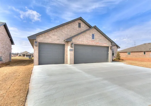 Photo 3 of Single family home for sale at 7705 Three Woods Ln, Oklahoma City, OK 73127 | MLS# 1232333 | Listing updated on 2026-09-10