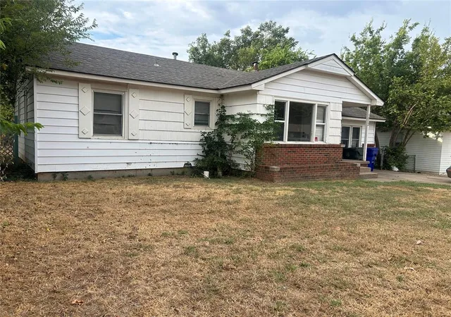 Photo 2 of Sale Pending at 1012 N Locust Ln, Oklahoma City, OK 73110 | MLS# 1232690 | Listing updated on 2026-09-11