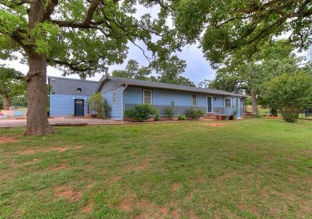 Single family home for sale at 18200 Mayridge Dr, Newalla, OK 74857 | MLS# 1232711