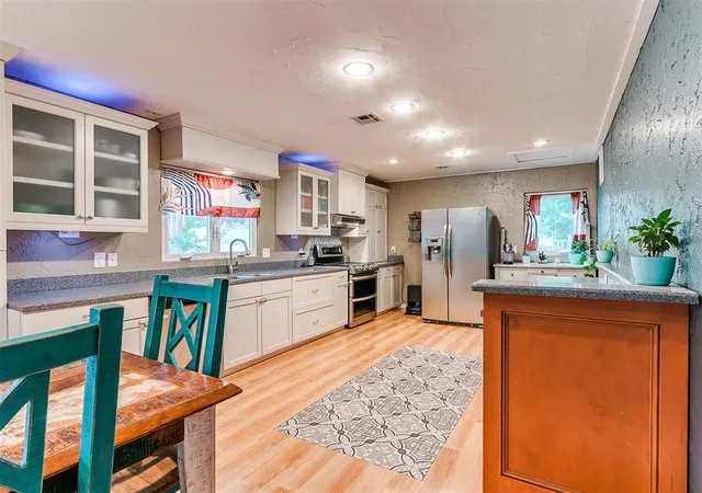 Photo 4 of Single family home for sale at 18200 Mayridge Dr, Newalla, OK 74857 | MLS# 1232711 | Listing updated on 2026-09-15