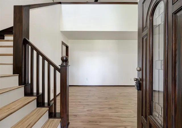 Photo 2 of Single family home for sale at 10604 Willow Ridge Dr, Oklahoma City, OK 73130 | MLS# 1232960 | Listing updated on 2026-09-15