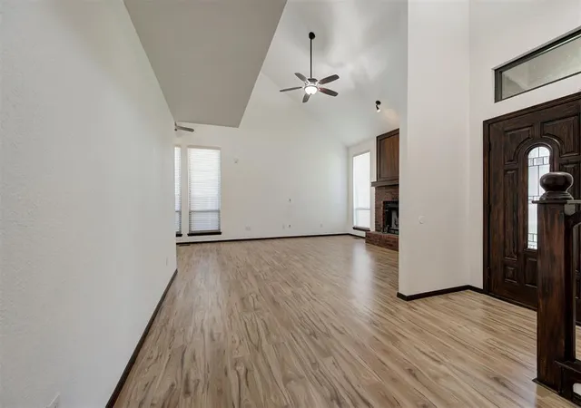 Photo 3 of Single family home for sale at 10604 Willow Ridge Dr, Oklahoma City, OK 73130 | MLS# 1232960 | Listing updated on 2026-09-15