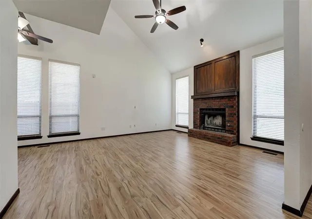 Photo 3 of Single family home for sale at 10604 Willow Ridge Dr, Oklahoma City, OK 73130 | MLS# 1232960 | Listing updated on 2026-09-15