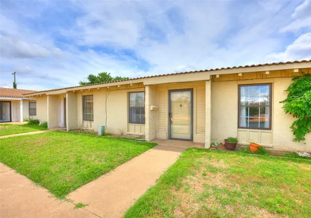 Photo 1 of Condo for sale at 7123 Nw 16th Street, Oklahoma City, OK 73127 | MLS# 1233233 | Listing updated on 2026-09-11