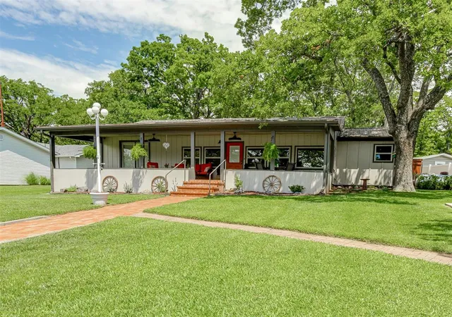 Photo 4 of Single family home for sale at 7408 Antlers Dr, Marlow, OK 73055 | MLS# 1233254 | Listing updated on 2026-10-05