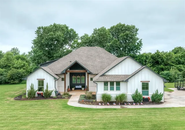 Photo 1 of Single family home for sale at 3925 Wyatt Ridge Ct, Oklahoma City, OK 73150 | MLS# 1233506 | Listing updated on 2026-09-14