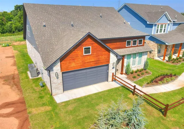Photo 3 of Single family home for sale at 7713 Woods Edge Way, Yukon, OK 73099 | MLS# 1233591 | Listing updated on 2026-09-11