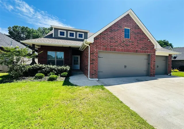 Photo 1 of Single family home for sale at 716 E Barajas Ter, Mustang, OK 73064 | MLS# 1233646 | Listing updated on 2026-10-05